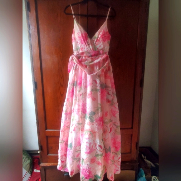 TRIXXI CLOTHING COMPANY SIZE 3 JUNIOR FLORAL FLITTER DRESS - Picture 2 of 16